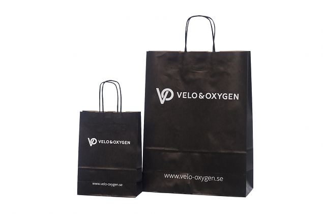 Hyvin suunnitellut mustat paperikassit kest�v�ll� laadulla. Minimitilausm��r� omalla painatuksella