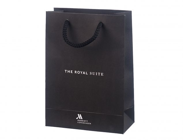 Elegantti ja hyvin suunniteltu luksuskassi. Saatavana yksil�llisell� painatuksella. Valitse eri ko