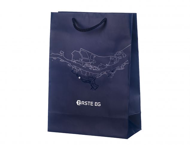 Tyylik�s luksuskassi. Valitse eri ko'oista. Toimitus Suomeen sis�ltyy hintaan. 