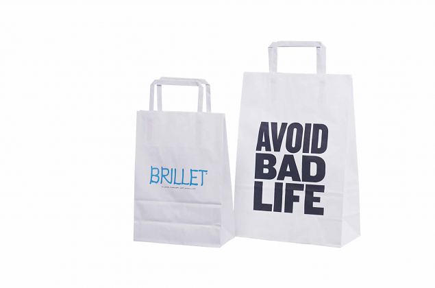 valkoiset litte�kannikkeiset paperikassit omalla painatuksella 