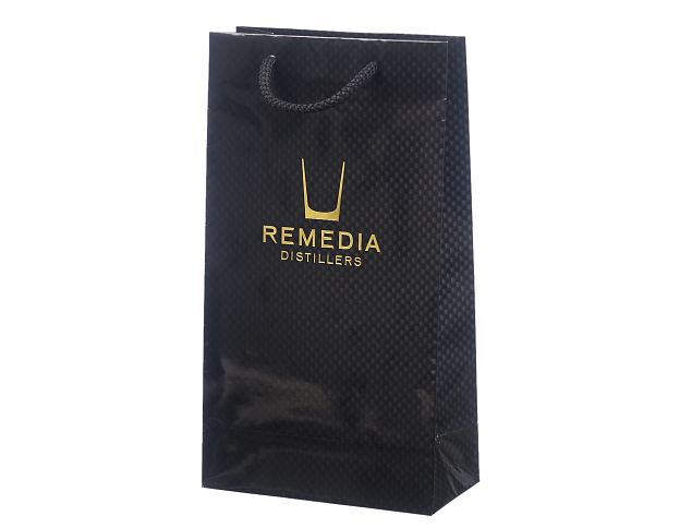 Stilig h�ndlaget papirpose. Velg mellom flere ulike st�rrelser. Frakt til Norge er inkludert i pri