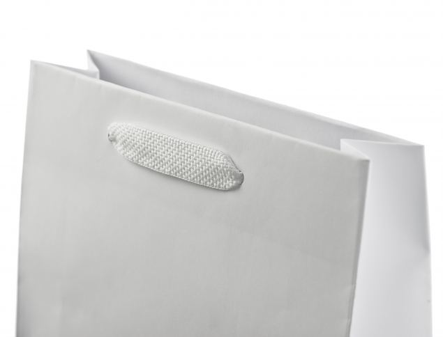 Valged premium k�sit��kotid