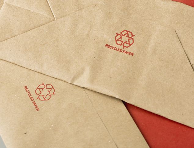 Punase kujundusega �ko kinkekotid